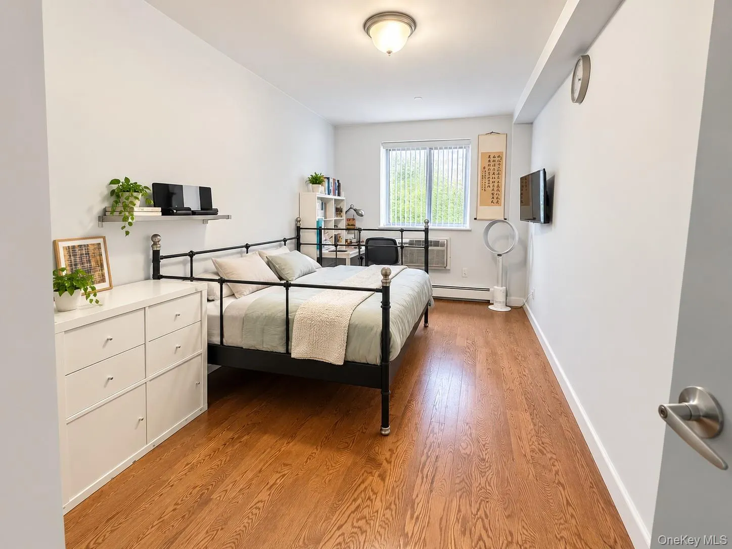 7836 46th Avenue, New York, NY, 1 Bedroom Bedrooms, 4 Rooms Rooms,1 BathroomBathrooms,Residential,For Rent,46th,0,1062067 7836 46th Avenue, New York, NY, 1 Bedroom Bedrooms, 4 Rooms Rooms,1 BathroomBathrooms,Residential,For Rent,46th,0,1062067