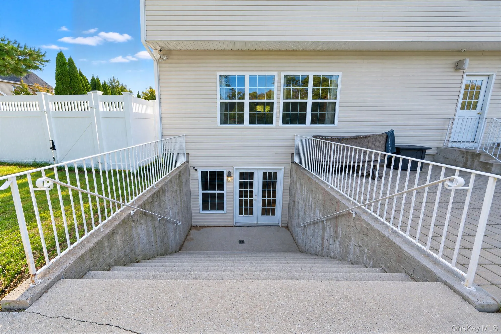 1 Westover Court, Brookhaven, NY, 6 Bedrooms Bedrooms, 15 Rooms Rooms,6 BathroomsBathrooms,Residential,For Rent,Westover,0,1062071 1 Westover Court, Brookhaven, NY, 6 Bedrooms Bedrooms, 15 Rooms Rooms,6 BathroomsBathrooms,Residential,For Rent,Westover,0,1062071