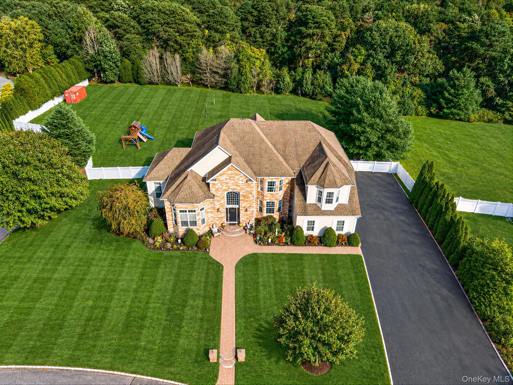 1 Westover Court, Brookhaven, NY, 6 Bedrooms Bedrooms, 15 Rooms Rooms,6 BathroomsBathrooms,Residential,For Rent,Westover,0,1062071 1 Westover Court, Brookhaven, NY, 6 Bedrooms Bedrooms, 15 Rooms Rooms,6 BathroomsBathrooms,Residential,For Rent,Westover,0,1062071