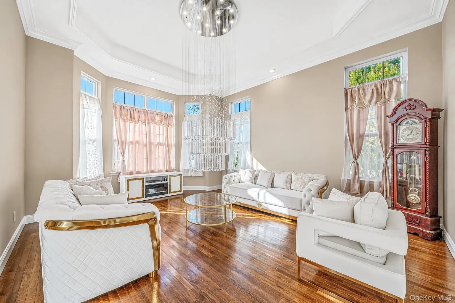 1 Westover Court, Brookhaven, NY, 6 Bedrooms Bedrooms, 15 Rooms Rooms,6 BathroomsBathrooms,Residential,For Rent,Westover,0,1062071 1 Westover Court, Brookhaven, NY, 6 Bedrooms Bedrooms, 15 Rooms Rooms,6 BathroomsBathrooms,Residential,For Rent,Westover,0,1062071
