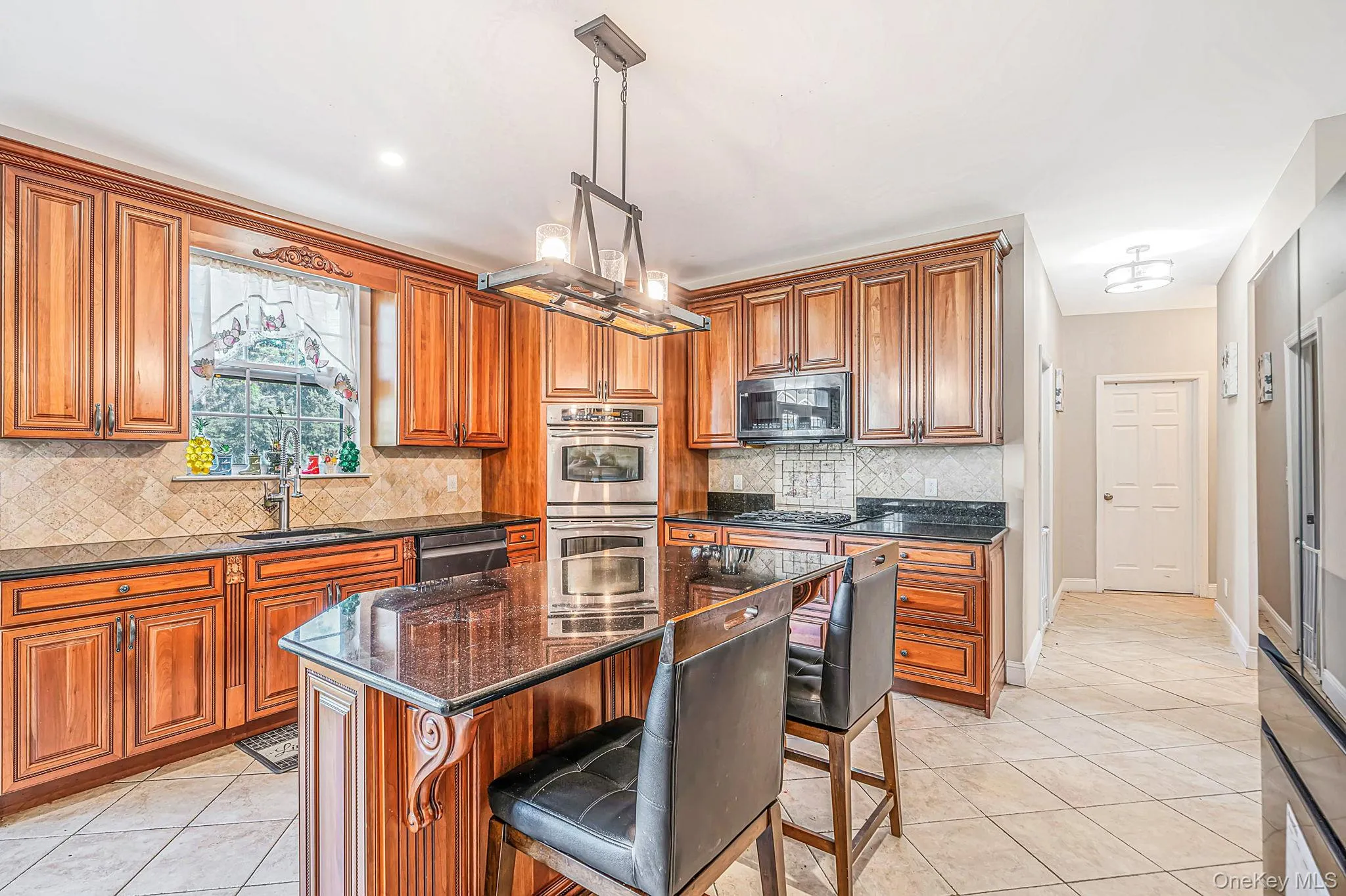 1 Westover Court, Brookhaven, NY, 6 Bedrooms Bedrooms, 15 Rooms Rooms,6 BathroomsBathrooms,Residential,For Rent,Westover,0,1062071 1 Westover Court, Brookhaven, NY, 6 Bedrooms Bedrooms, 15 Rooms Rooms,6 BathroomsBathrooms,Residential,For Rent,Westover,0,1062071