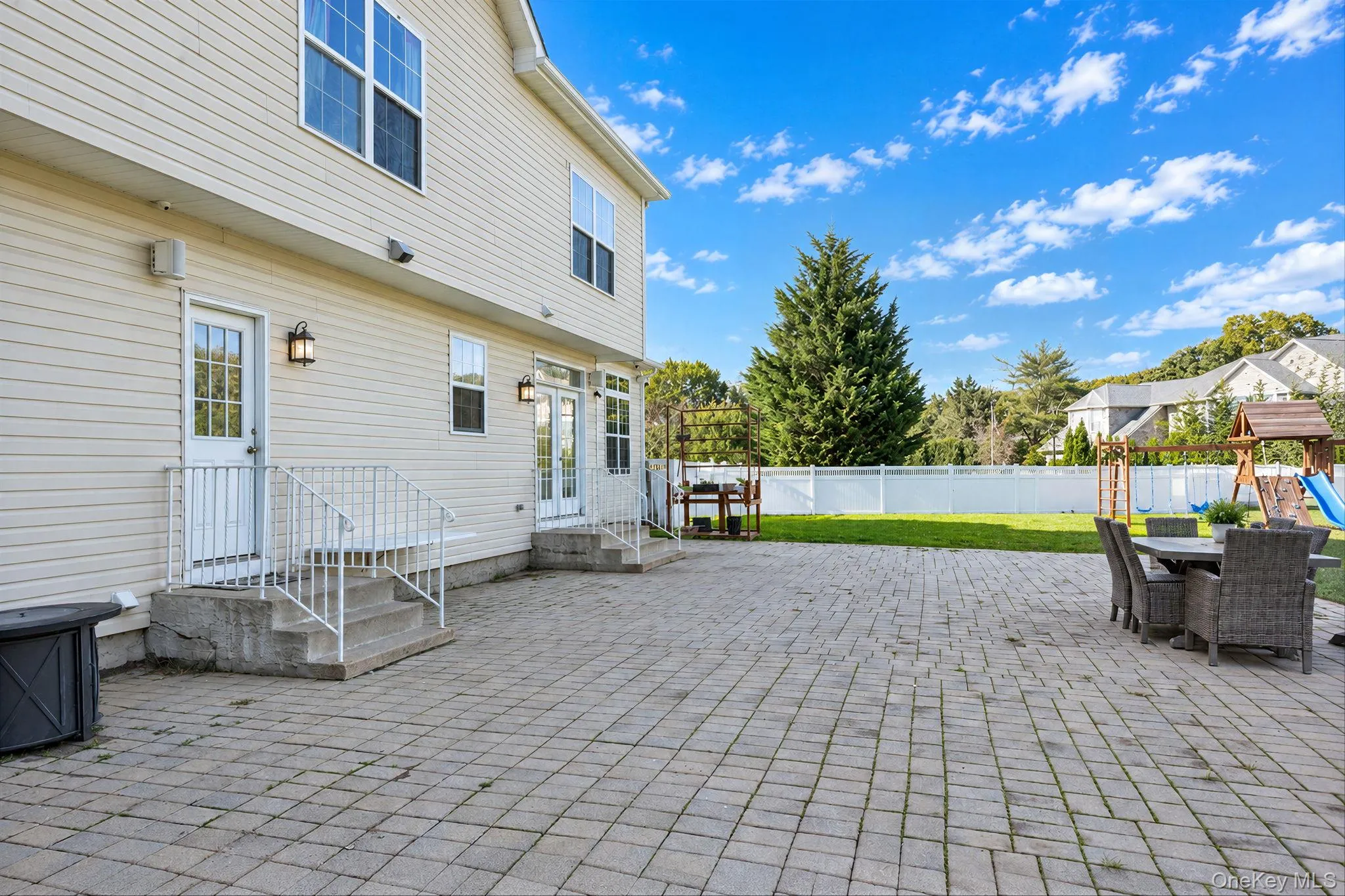 1 Westover Court, Brookhaven, NY, 6 Bedrooms Bedrooms, 15 Rooms Rooms,6 BathroomsBathrooms,Residential,For Rent,Westover,0,1062071 1 Westover Court, Brookhaven, NY, 6 Bedrooms Bedrooms, 15 Rooms Rooms,6 BathroomsBathrooms,Residential,For Rent,Westover,0,1062071