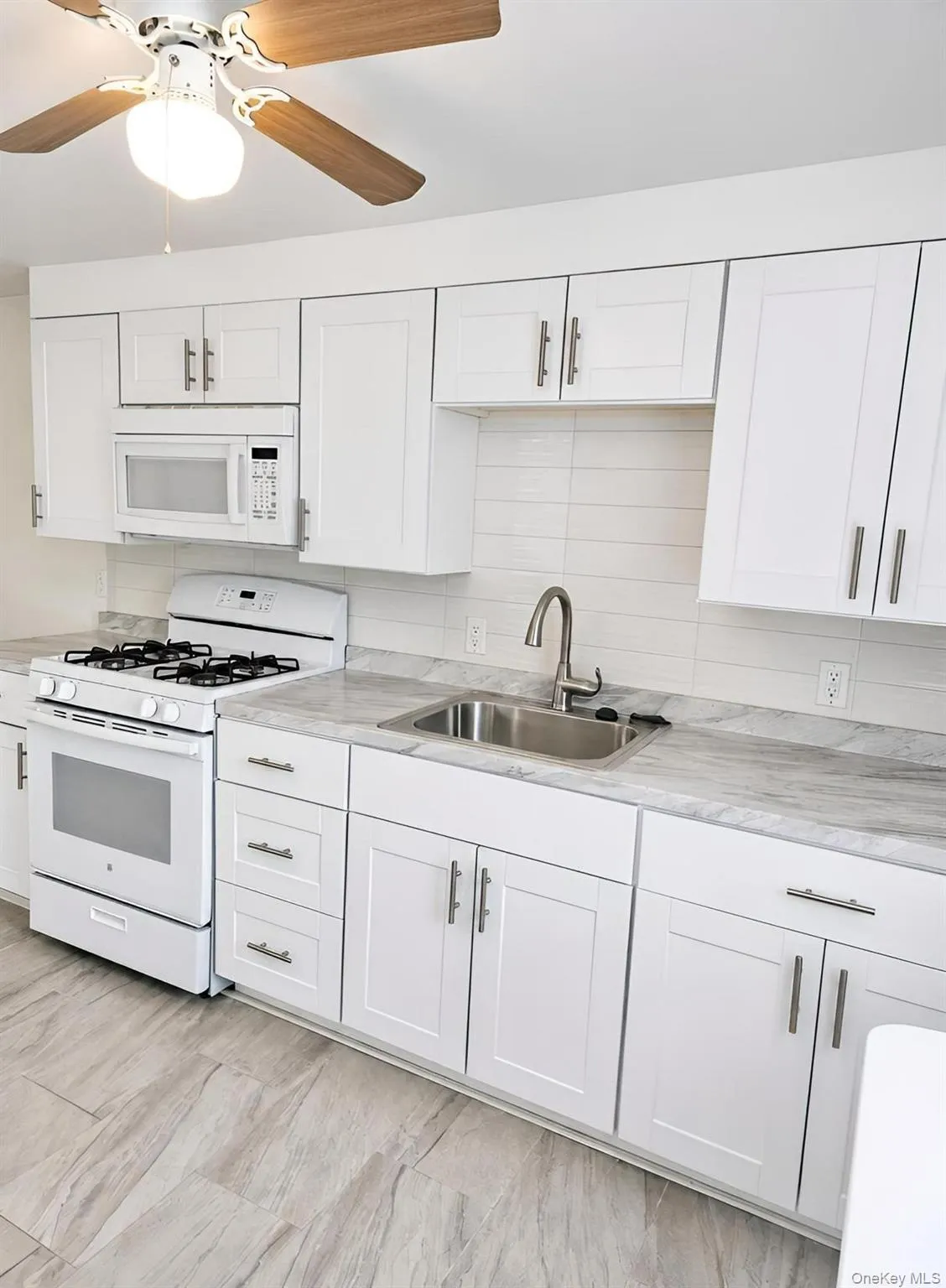 158 Lake Avenue, Eastchester, NY, 1 Bedroom Bedrooms, 3 Rooms Rooms,1 BathroomBathrooms,Residential Lease,For Rent,Lake,0,1062073 158 Lake Avenue, Eastchester, NY, 1 Bedroom Bedrooms, 3 Rooms Rooms,1 BathroomBathrooms,Residential Lease,For Rent,Lake,0,1062073