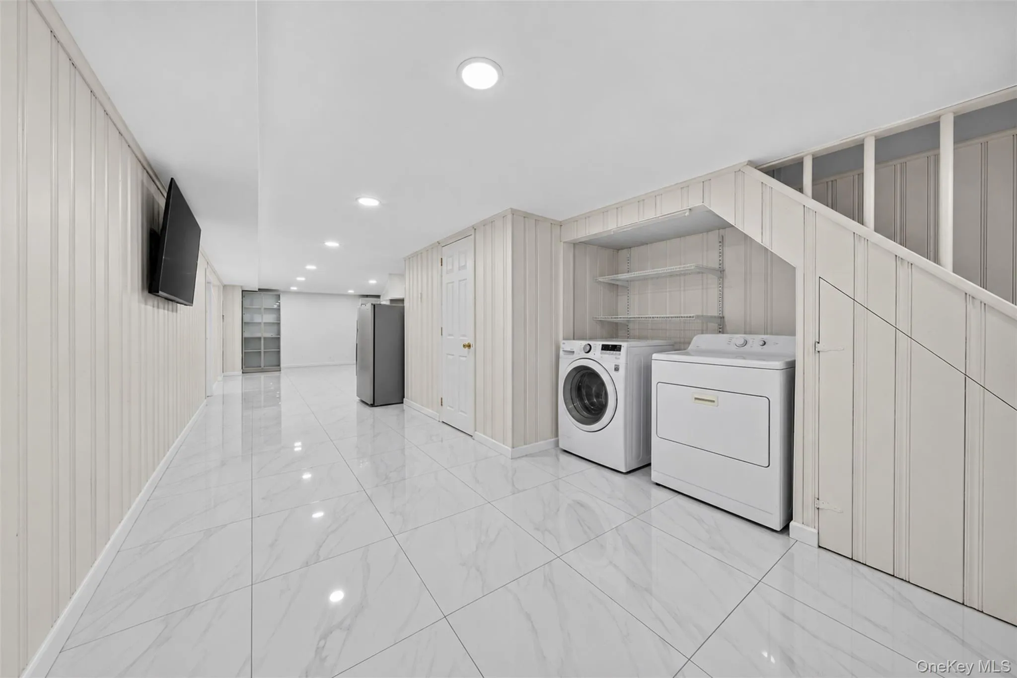 26240 60th Road, New York, NY, 3 Bedroom Bedrooms, 7 Room Rooms,2 BathroomBathrooms,Residential Lease,For Rent,60th,0,1062079 26240 60th Road, New York, NY, 3 Bedroom Bedrooms, 7 Room Rooms,2 BathroomBathrooms,Residential Lease,For Rent,60th,0,1062079