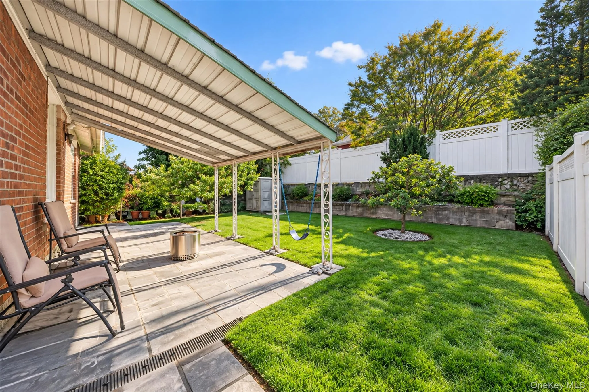 26240 60th Road, New York, NY, 3 Bedroom Bedrooms, 7 Room Rooms,2 BathroomBathrooms,Residential Lease,For Rent,60th,0,1062079 26240 60th Road, New York, NY, 3 Bedroom Bedrooms, 7 Room Rooms,2 BathroomBathrooms,Residential Lease,For Rent,60th,0,1062079