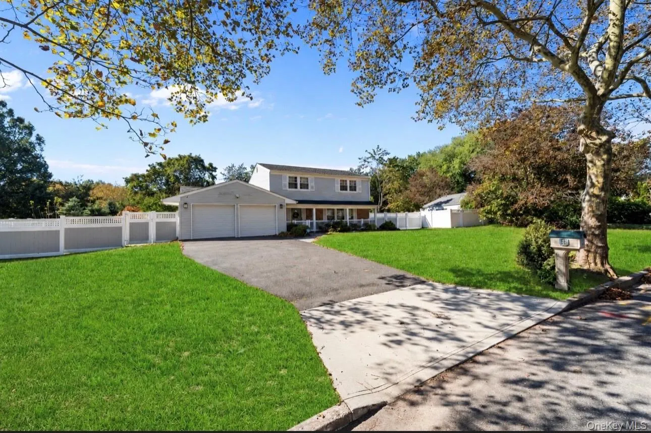18 Magic Mountain Drive, Brookhaven, NY, 4 Bedrooms Bedrooms, 6 Rooms Rooms,3 BathroomsBathrooms,Residential,For Rent,Magic Mountain,0,1062087 18 Magic Mountain Drive, Brookhaven, NY, 4 Bedrooms Bedrooms, 6 Rooms Rooms,3 BathroomsBathrooms,Residential,For Rent,Magic Mountain,0,1062087