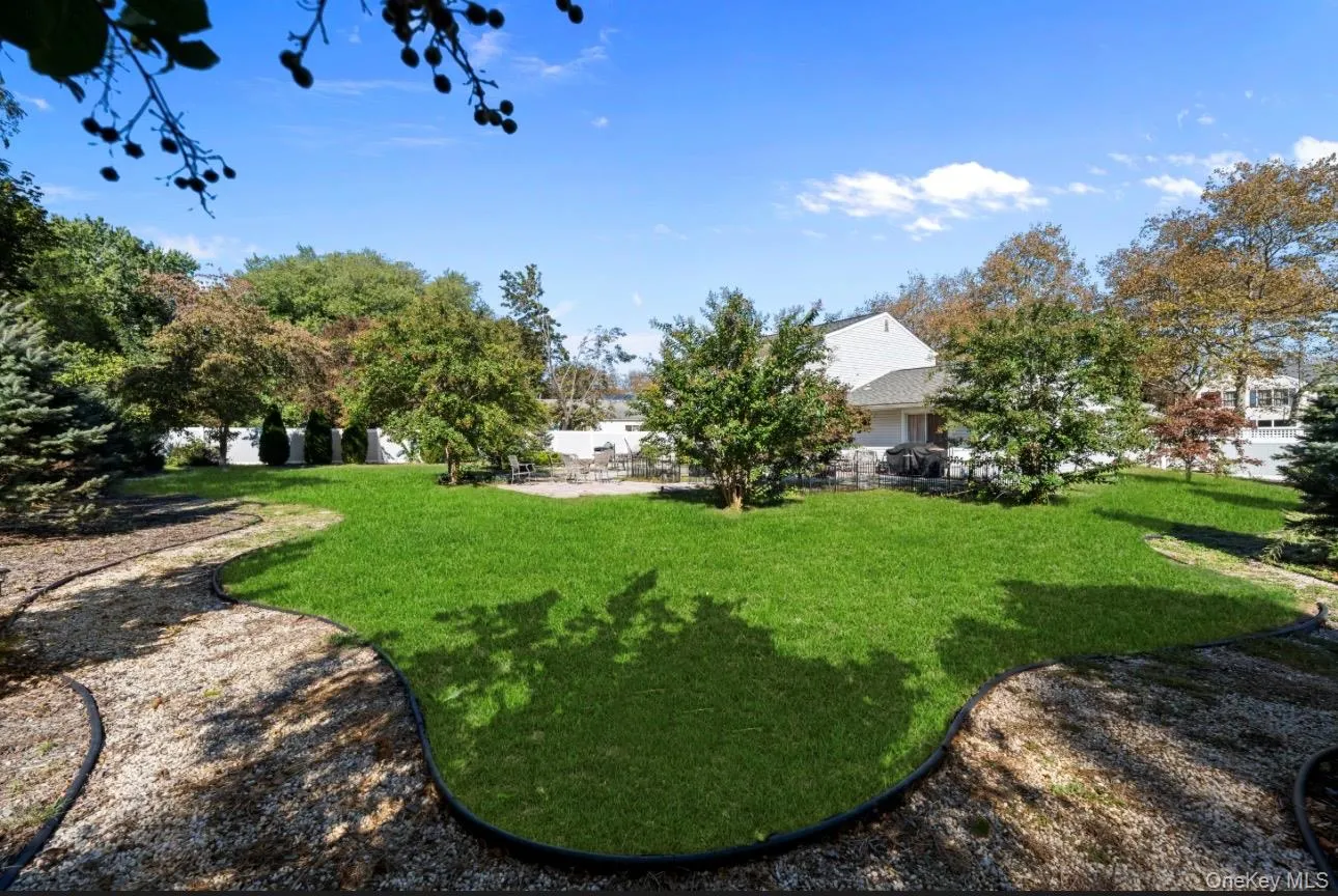18 Magic Mountain Drive, Brookhaven, NY, 4 Bedrooms Bedrooms, 6 Rooms Rooms,3 BathroomsBathrooms,Residential,For Rent,Magic Mountain,0,1062087 18 Magic Mountain Drive, Brookhaven, NY, 4 Bedrooms Bedrooms, 6 Rooms Rooms,3 BathroomsBathrooms,Residential,For Rent,Magic Mountain,0,1062087