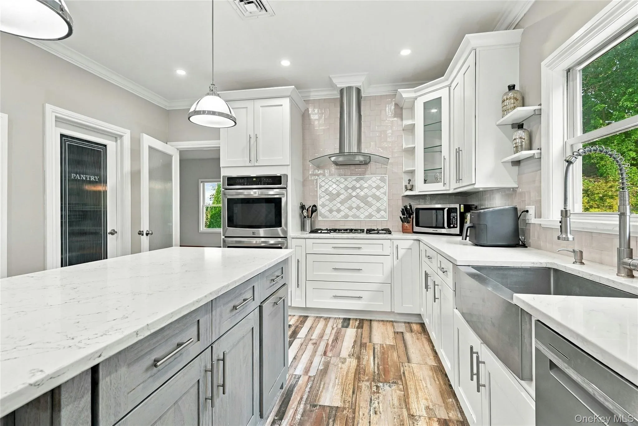 23 Moss Creek Lane, Brookhaven, NY, 5 Bedrooms Bedrooms, 11 Rooms Rooms,4 BathroomsBathrooms,Residential,For Rent,Moss Creek,0,1062088 23 Moss Creek Lane, Brookhaven, NY, 5 Bedrooms Bedrooms, 11 Rooms Rooms,4 BathroomsBathrooms,Residential,For Rent,Moss Creek,0,1062088