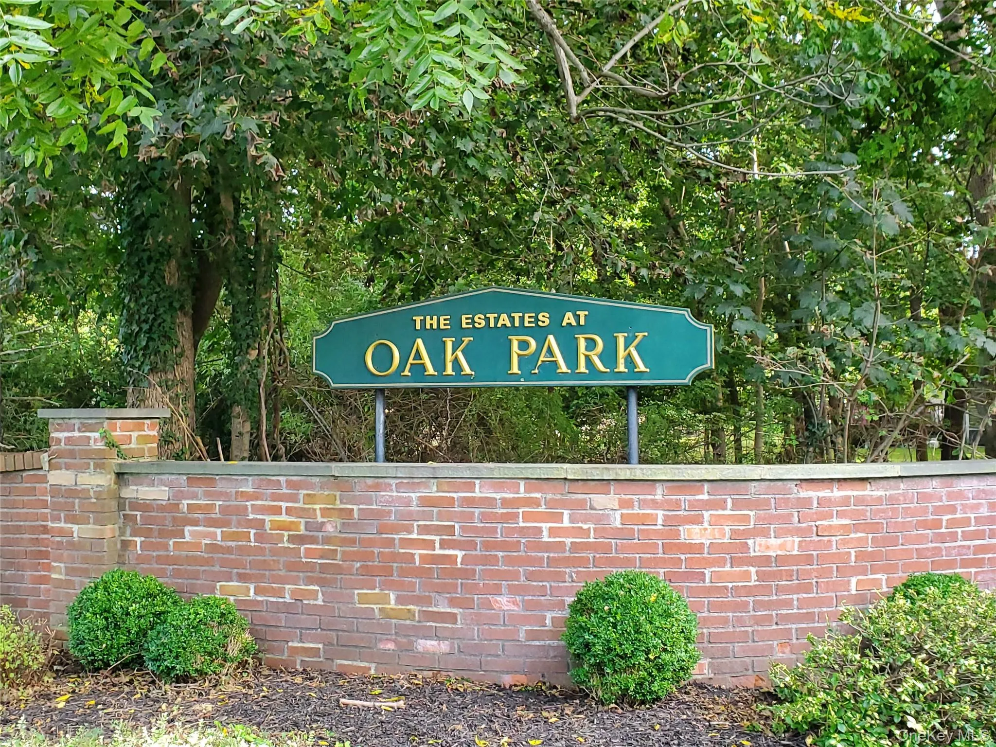 23 Moss Creek Lane, Brookhaven, NY, 5 Bedrooms Bedrooms, 11 Rooms Rooms,4 BathroomsBathrooms,Residential,For Rent,Moss Creek,0,1062088 23 Moss Creek Lane, Brookhaven, NY, 5 Bedrooms Bedrooms, 11 Rooms Rooms,4 BathroomsBathrooms,Residential,For Rent,Moss Creek,0,1062088