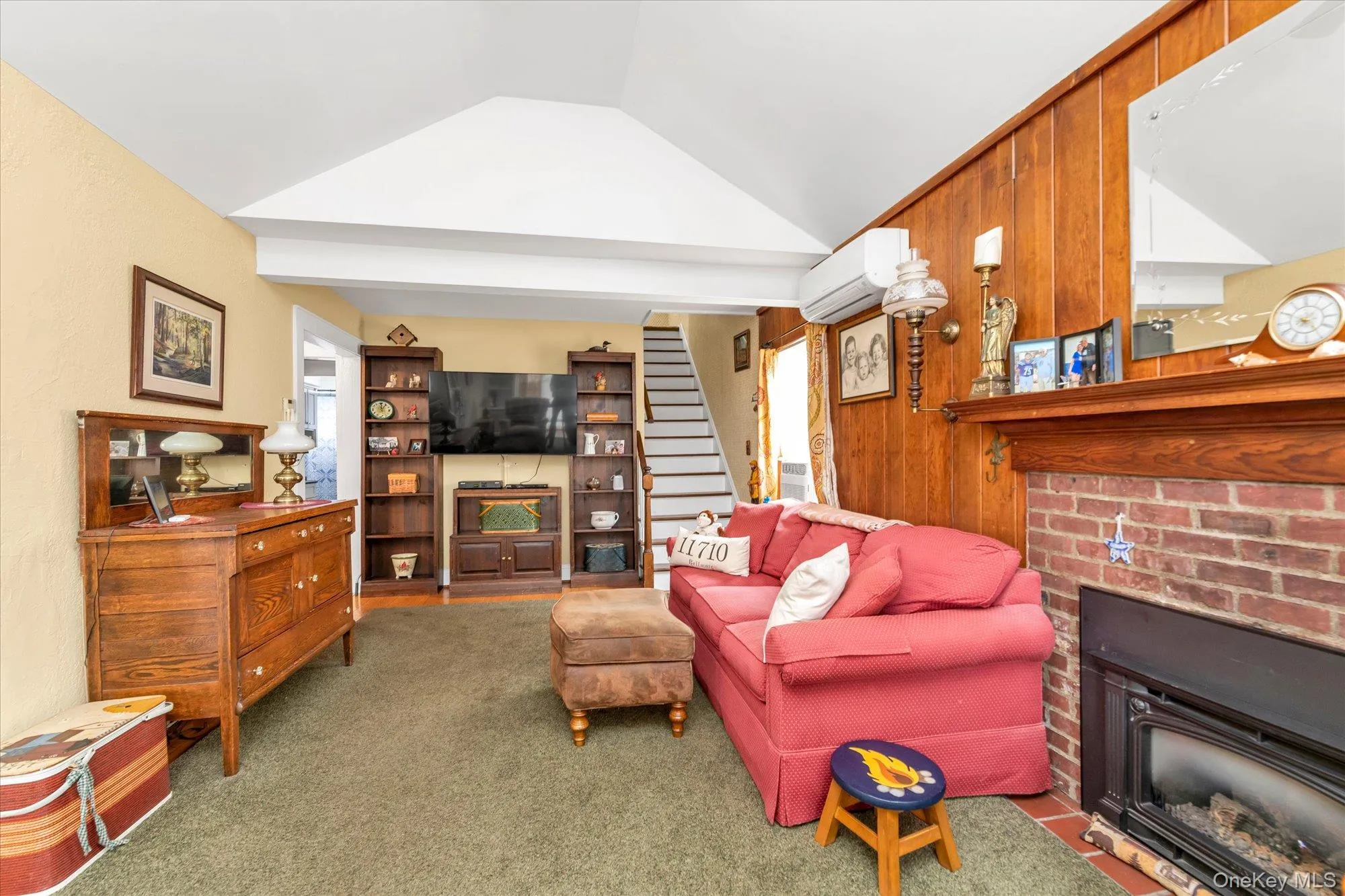2483 Hicks Street, Hempstead, NY, 3 Bedrooms Bedrooms, 7 Rooms Rooms,2 BathroomsBathrooms,Residential,For Rent,Hicks,0,1062106 2483 Hicks Street, Hempstead, NY, 3 Bedrooms Bedrooms, 7 Rooms Rooms,2 BathroomsBathrooms,Residential,For Rent,Hicks,0,1062106