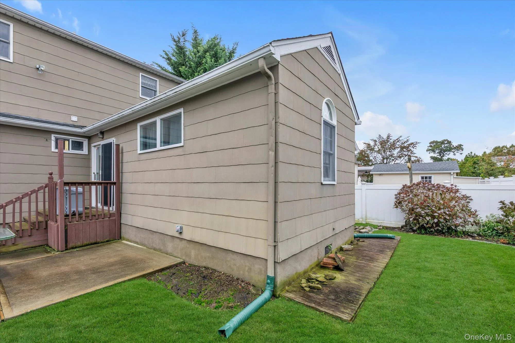 2483 Hicks Street, Hempstead, NY, 3 Bedrooms Bedrooms, 7 Rooms Rooms,2 BathroomsBathrooms,Residential,For Rent,Hicks,0,1062106 2483 Hicks Street, Hempstead, NY, 3 Bedrooms Bedrooms, 7 Rooms Rooms,2 BathroomsBathrooms,Residential,For Rent,Hicks,0,1062106
