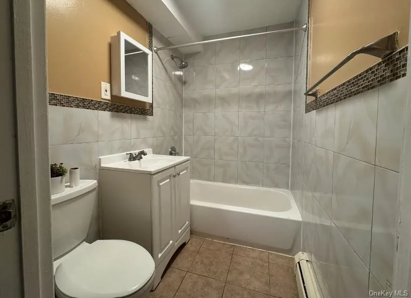 590 E 178th St, New York, NY, 3 Bedrooms Bedrooms, 5 Rooms Rooms,1 BathroomBathrooms,Residential Lease,For Rent,E 178th St,0,1062122 590 E 178th St, New York, NY, 3 Bedrooms Bedrooms, 5 Rooms Rooms,1 BathroomBathrooms,Residential Lease,For Rent,E 178th St,0,1062122