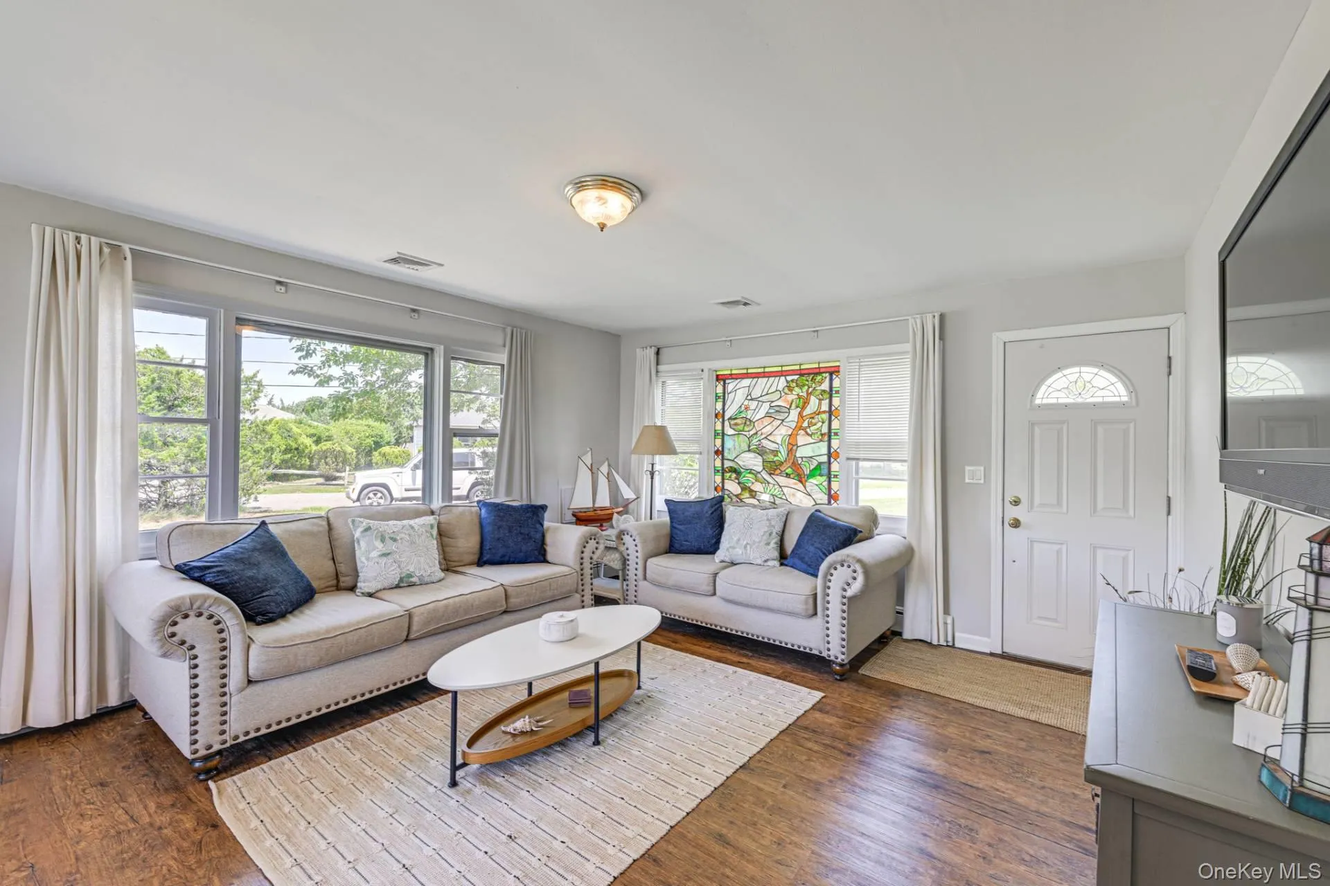 25 Seatuck Lane, Southampton, NY, 3 Bedroom Bedrooms, 5 Room Rooms,2 BathroomBathrooms,Residential Lease,For Rent,Seatuck,0,1062124 25 Seatuck Lane, Southampton, NY, 3 Bedroom Bedrooms, 5 Room Rooms,2 BathroomBathrooms,Residential Lease,For Rent,Seatuck,0,1062124