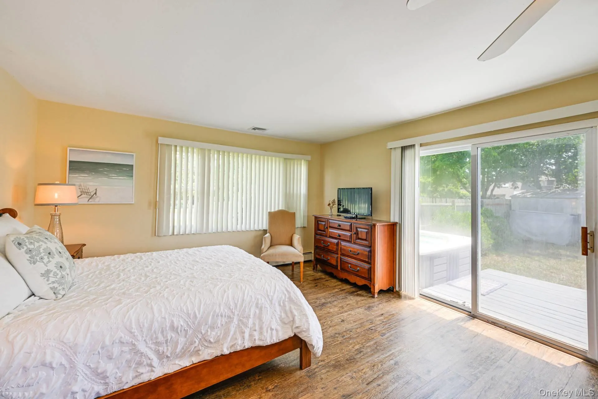 25 Seatuck Lane, Southampton, NY, 3 Bedroom Bedrooms, 5 Room Rooms,2 BathroomBathrooms,Residential Lease,For Rent,Seatuck,0,1062124 25 Seatuck Lane, Southampton, NY, 3 Bedroom Bedrooms, 5 Room Rooms,2 BathroomBathrooms,Residential Lease,For Rent,Seatuck,0,1062124