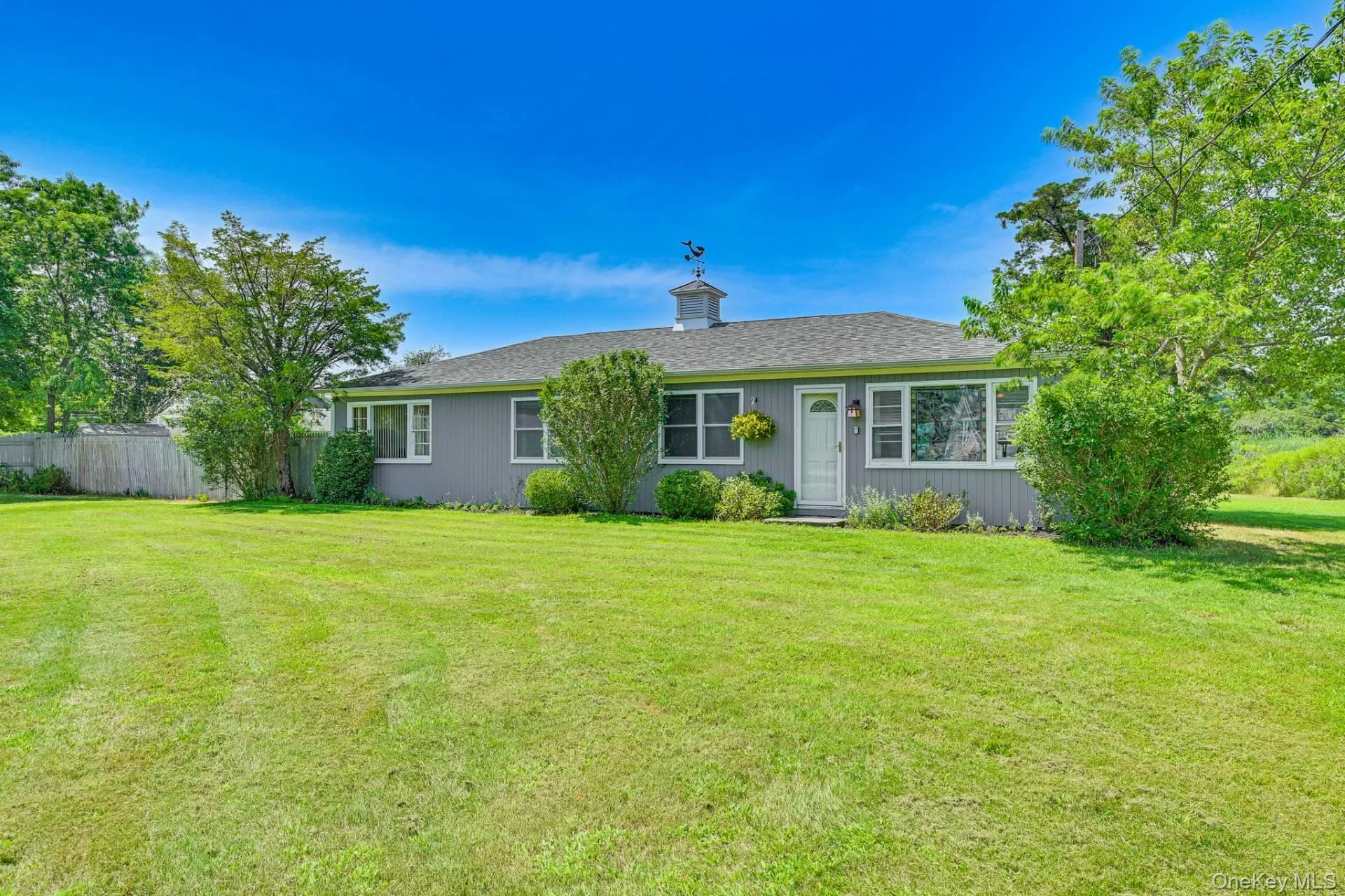 25 Seatuck Lane, Southampton, NY, 3 Bedroom Bedrooms, 5 Room Rooms,2 BathroomBathrooms,Residential Lease,For Rent,Seatuck,0,1062124 25 Seatuck Lane, Southampton, NY, 3 Bedroom Bedrooms, 5 Room Rooms,2 BathroomBathrooms,Residential Lease,For Rent,Seatuck,0,1062124