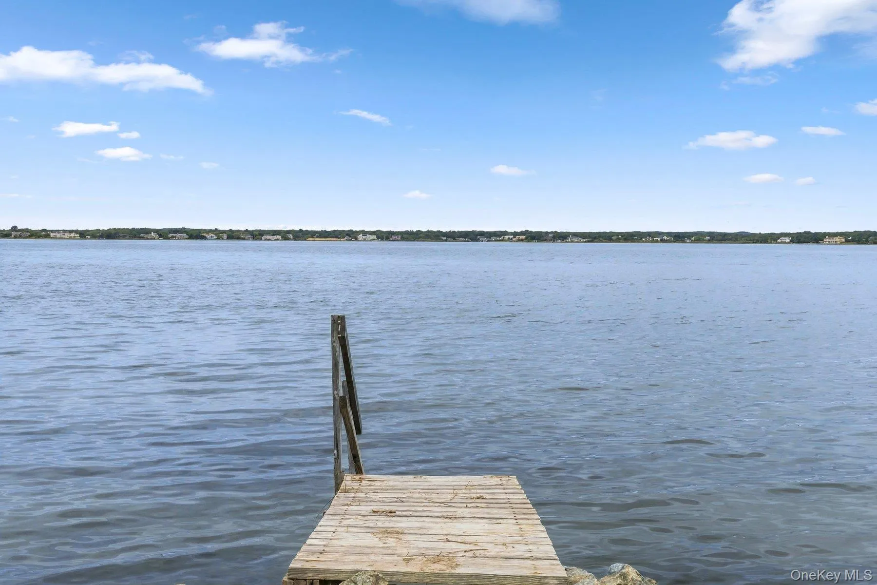 498 Dune Road, Southampton, New York 11978