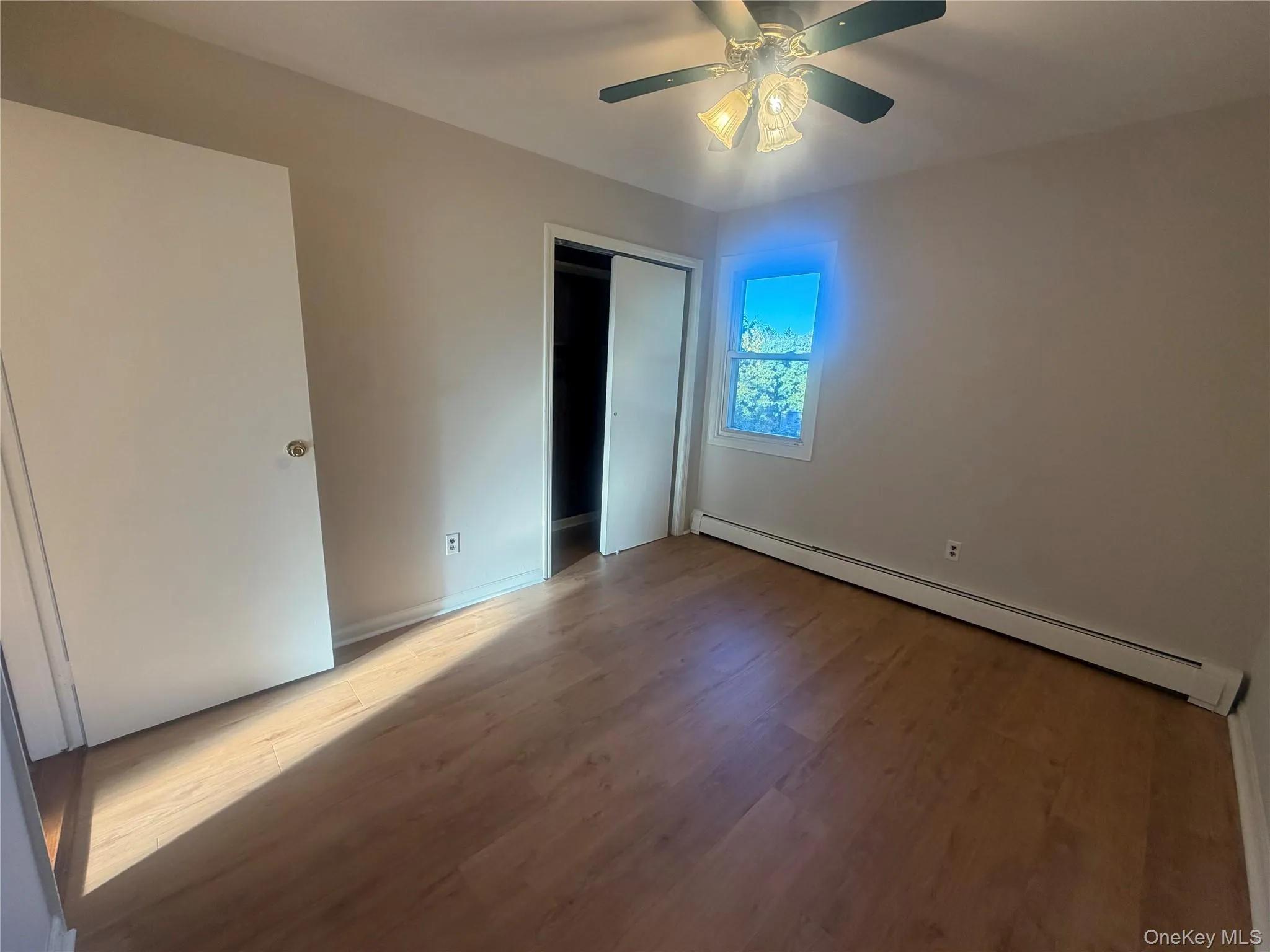 325 Glenbrook Avenue, Yonkers, NY, 3 Bedroom Bedrooms, 5 Room Rooms,1 BathroomBathrooms,Residential Lease,For Rent,Glenbrook,0,1062145 325 Glenbrook Avenue, Yonkers, NY, 3 Bedroom Bedrooms, 5 Room Rooms,1 BathroomBathrooms,Residential Lease,For Rent,Glenbrook,0,1062145