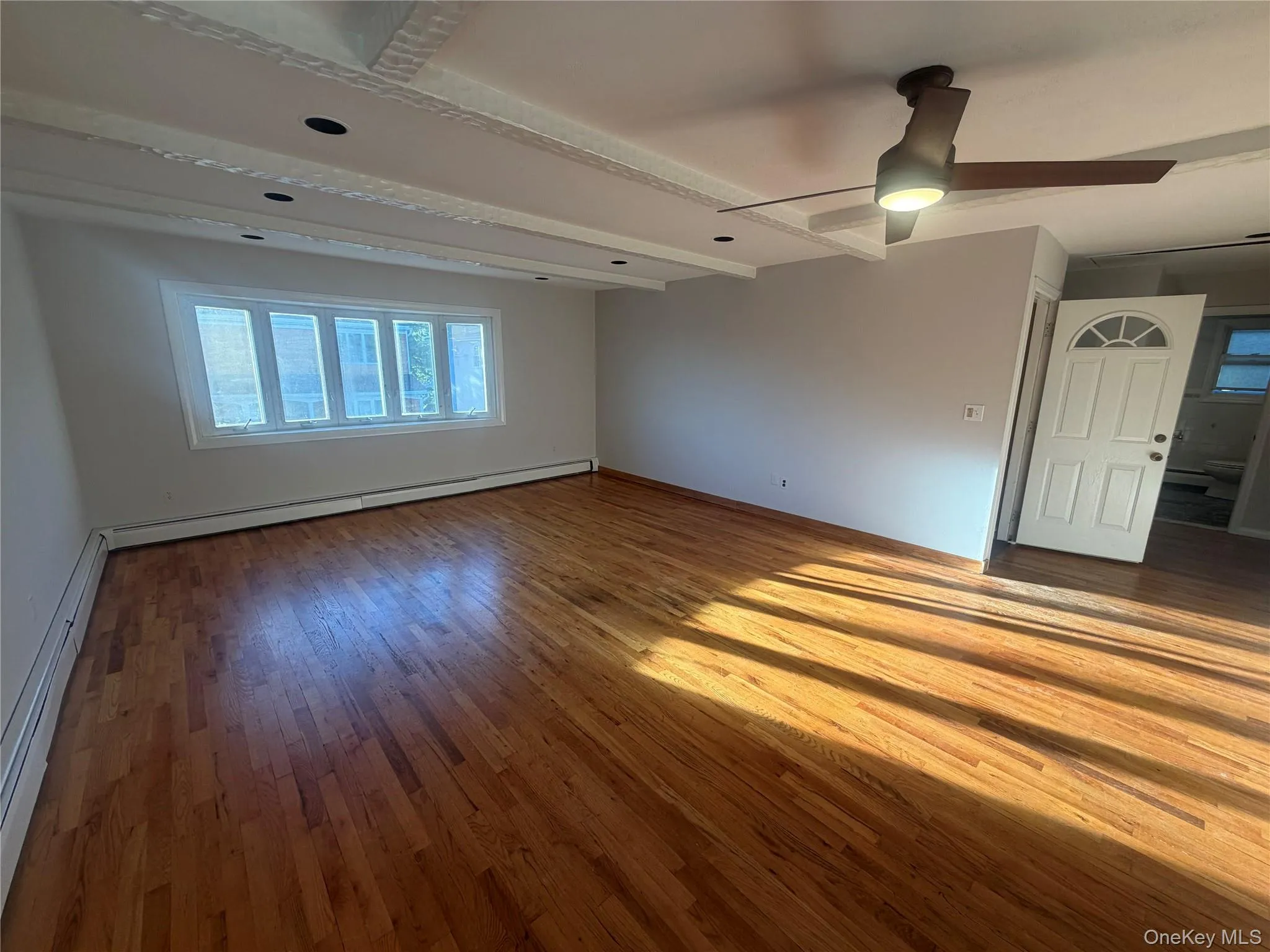 325 Glenbrook Avenue, Yonkers, NY, 3 Bedroom Bedrooms, 5 Room Rooms,1 BathroomBathrooms,Residential Lease,For Rent,Glenbrook,0,1062145 325 Glenbrook Avenue, Yonkers, NY, 3 Bedroom Bedrooms, 5 Room Rooms,1 BathroomBathrooms,Residential Lease,For Rent,Glenbrook,0,1062145