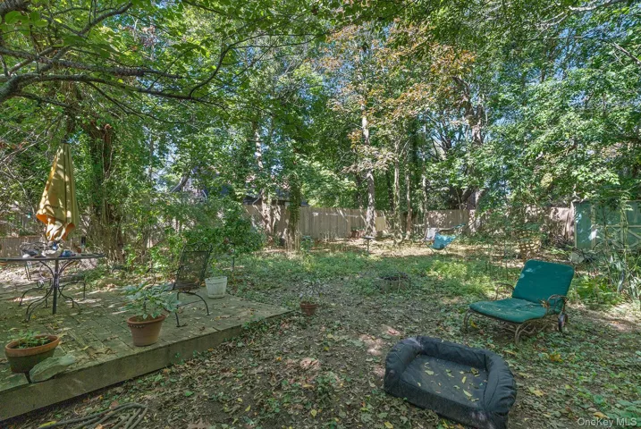 27 Maidstone Park Road, East Hampton, New York 11937