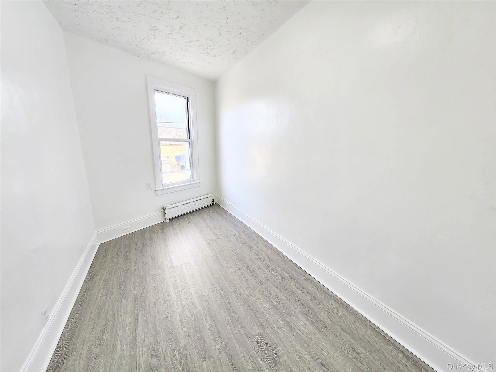 60-22 Flushing Avenue, New York, NY, 3 Bedroom Bedrooms, 5 Room Rooms,1 BathroomBathrooms,Residential Lease,For Rent,Flushing,0,1062161 60-22 Flushing Avenue, New York, NY, 3 Bedroom Bedrooms, 5 Room Rooms,1 BathroomBathrooms,Residential Lease,For Rent,Flushing,0,1062161