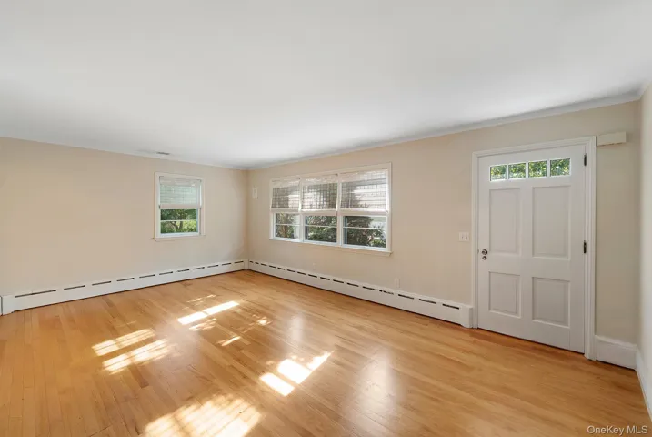 35 Meadowlark Lane, Southampton, New York 11963