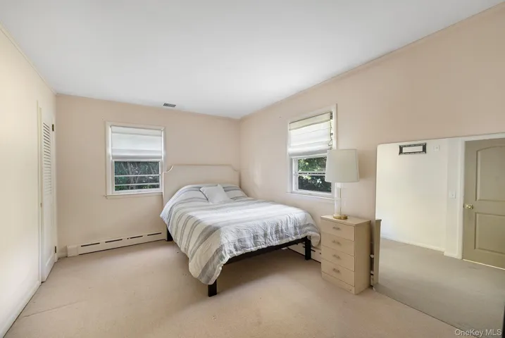 35 Meadowlark Lane, Southampton, New York 11963