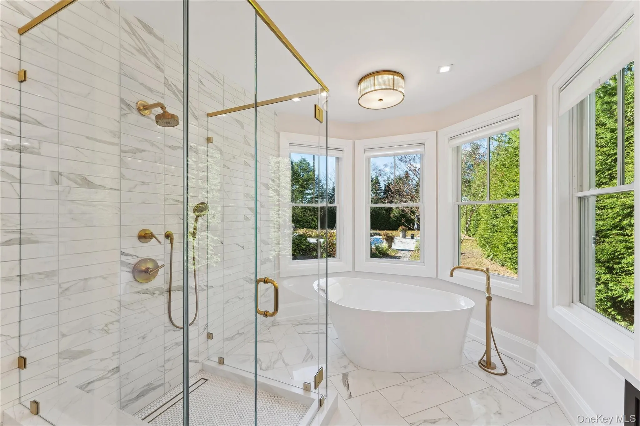 En Suite Primary Bathroom En Suite Primary Bathroom