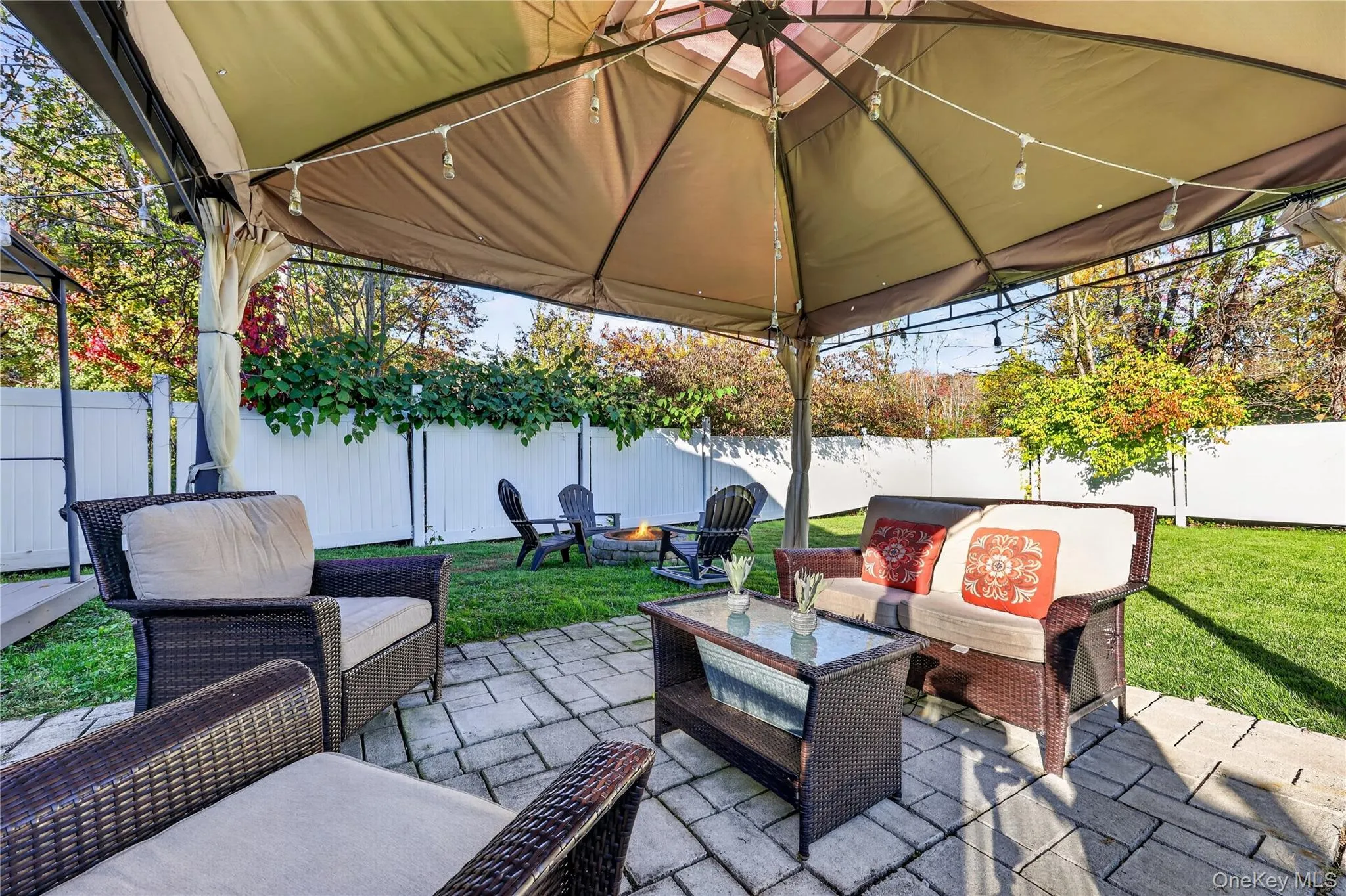 16 Lake Road, Ramapo, NY, 4 Bedrooms Bedrooms, 10 Rooms Rooms,2 BathroomsBathrooms,Residential,For Rent,Lake,0,1062177 16 Lake Road, Ramapo, NY, 4 Bedrooms Bedrooms, 10 Rooms Rooms,2 BathroomsBathrooms,Residential,For Rent,Lake,0,1062177