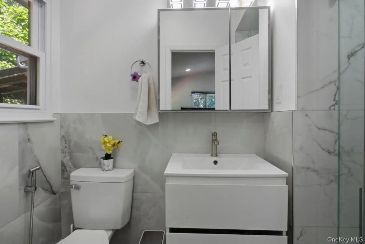 4 Medford Place, Clarkstown, NY, 4 Bedroom Bedrooms, 10 Room Rooms,2 BathroomBathrooms,Residential Lease,For Rent,Medford,0,1062178 4 Medford Place, Clarkstown, NY, 4 Bedroom Bedrooms, 10 Room Rooms,2 BathroomBathrooms,Residential Lease,For Rent,Medford,0,1062178