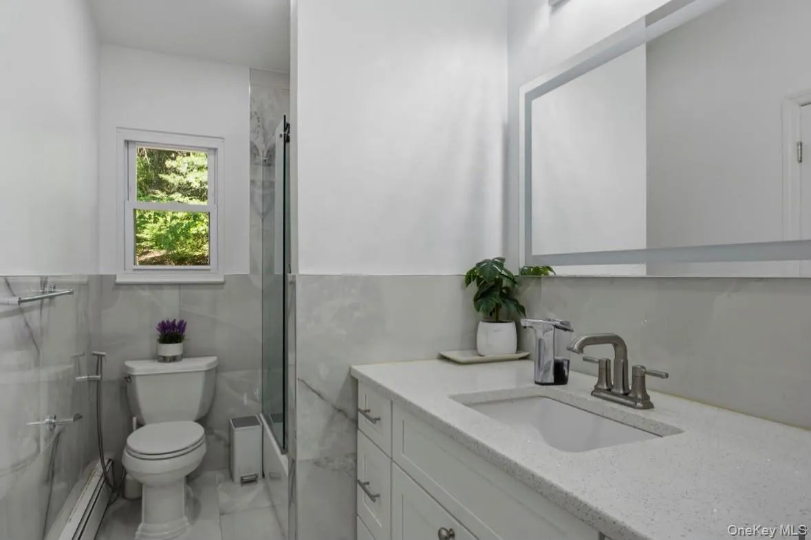 4 Medford Place, Clarkstown, NY, 4 Bedroom Bedrooms, 10 Room Rooms,2 BathroomBathrooms,Residential Lease,For Rent,Medford,0,1062178 4 Medford Place, Clarkstown, NY, 4 Bedroom Bedrooms, 10 Room Rooms,2 BathroomBathrooms,Residential Lease,For Rent,Medford,0,1062178