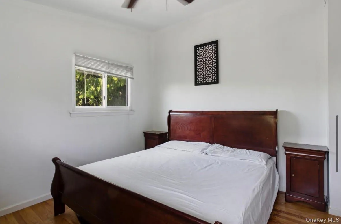 4 Medford Place, Clarkstown, NY, 4 Bedroom Bedrooms, 10 Room Rooms,2 BathroomBathrooms,Residential Lease,For Rent,Medford,0,1062178 4 Medford Place, Clarkstown, NY, 4 Bedroom Bedrooms, 10 Room Rooms,2 BathroomBathrooms,Residential Lease,For Rent,Medford,0,1062178