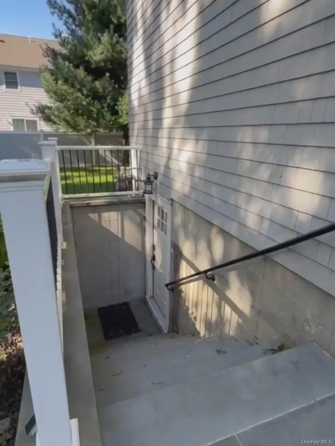 16 Ocean Avenue, Southampton, NY, 1 Bedroom Bedrooms, 4 Room Rooms,1 BathroomBathrooms,Residential Lease,For Rent,Ocean,0,1062183 16 Ocean Avenue, Southampton, NY, 1 Bedroom Bedrooms, 4 Room Rooms,1 BathroomBathrooms,Residential Lease,For Rent,Ocean,0,1062183