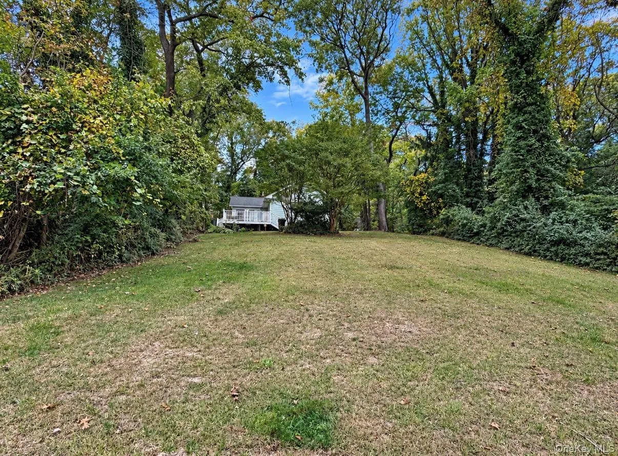 140 Hallock Landing Road, Brookhaven, NY, 4 Bedrooms Bedrooms, 7 Rooms Rooms,2 BathroomsBathrooms,Residential,For Rent,Hallock Landing,0,1062188 140 Hallock Landing Road, Brookhaven, NY, 4 Bedrooms Bedrooms, 7 Rooms Rooms,2 BathroomsBathrooms,Residential,For Rent,Hallock Landing,0,1062188