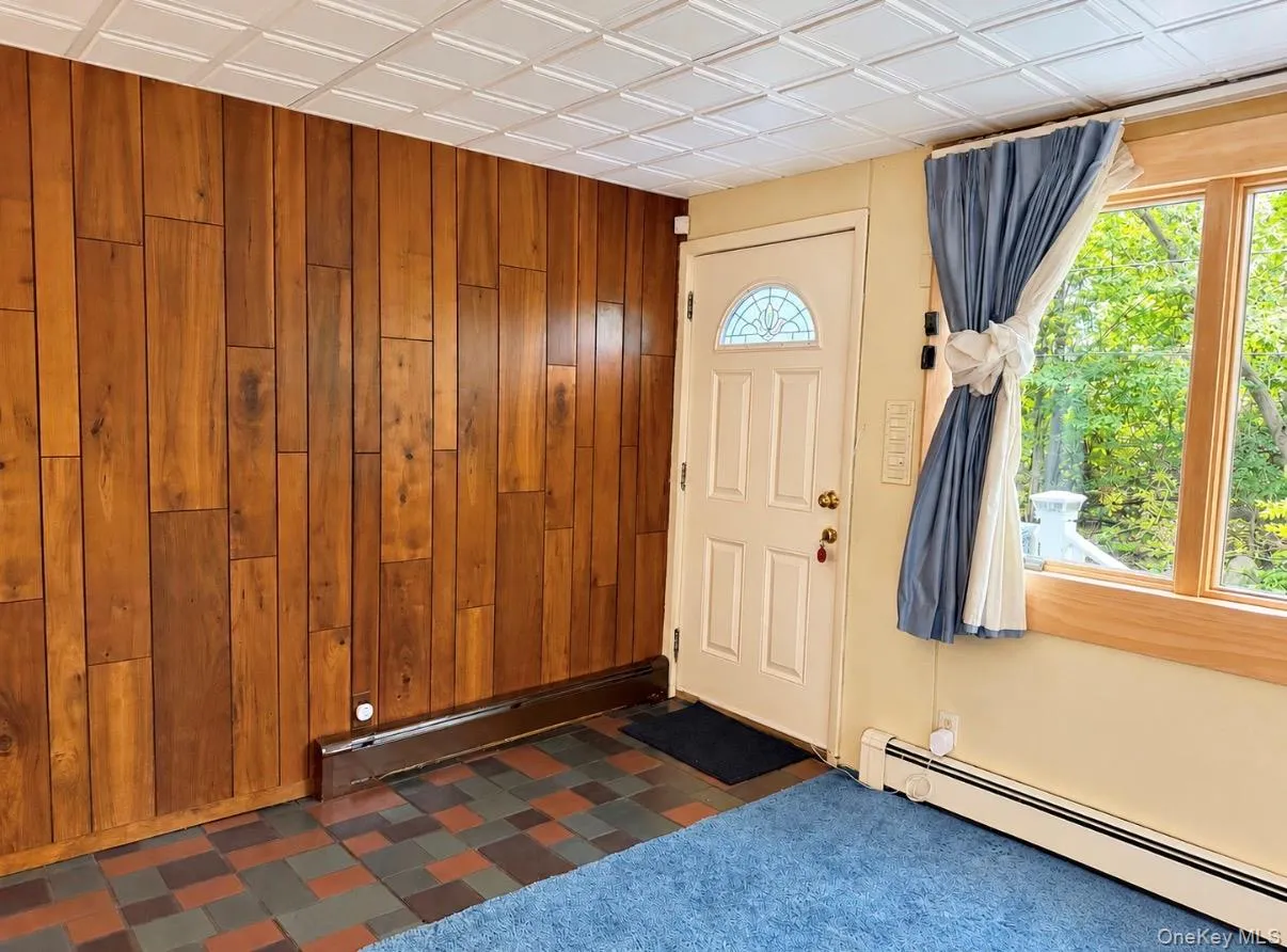 140 Hallock Landing Road, Brookhaven, NY, 4 Bedrooms Bedrooms, 7 Rooms Rooms,2 BathroomsBathrooms,Residential,For Rent,Hallock Landing,0,1062188 140 Hallock Landing Road, Brookhaven, NY, 4 Bedrooms Bedrooms, 7 Rooms Rooms,2 BathroomsBathrooms,Residential,For Rent,Hallock Landing,0,1062188