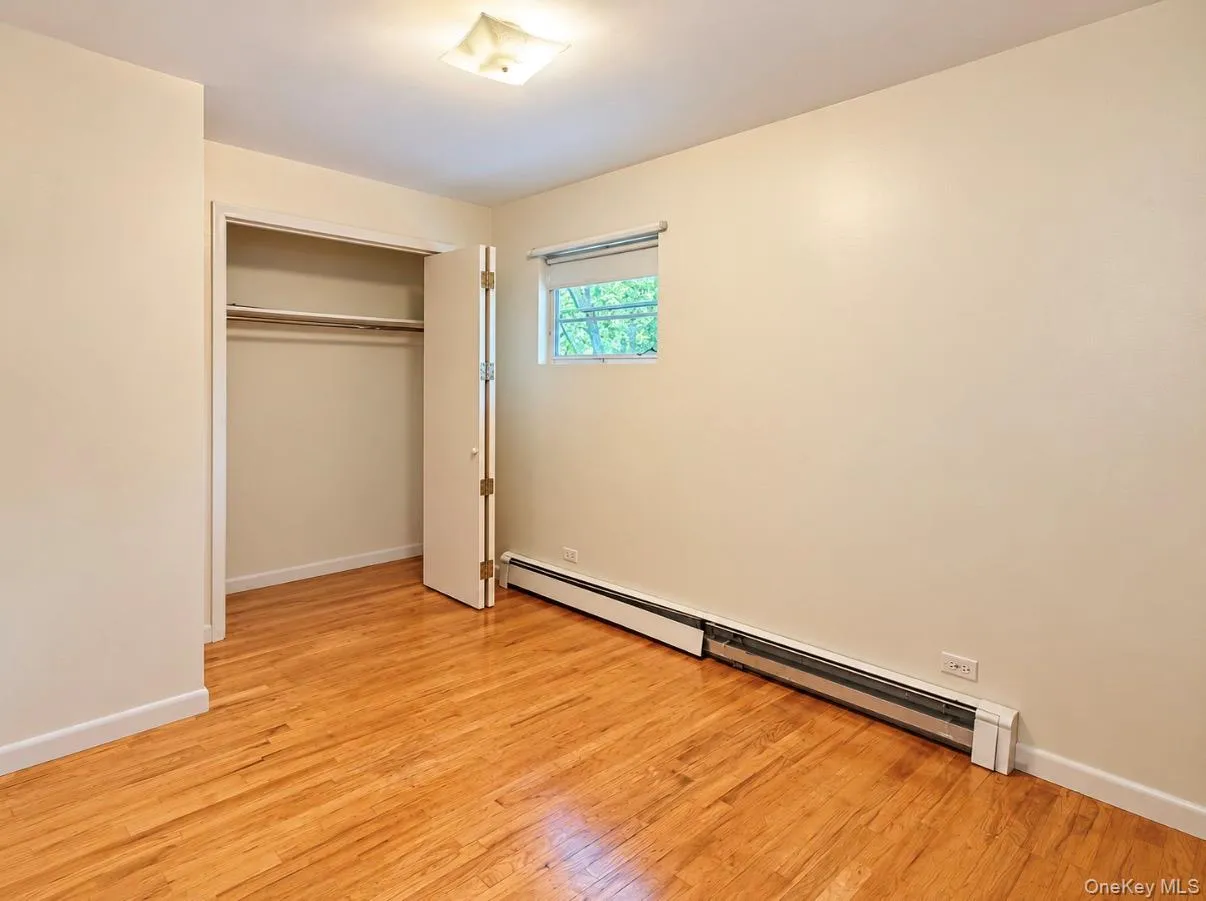 140 Hallock Landing Road, Brookhaven, NY, 4 Bedrooms Bedrooms, 7 Rooms Rooms,2 BathroomsBathrooms,Residential,For Rent,Hallock Landing,0,1062188 140 Hallock Landing Road, Brookhaven, NY, 4 Bedrooms Bedrooms, 7 Rooms Rooms,2 BathroomsBathrooms,Residential,For Rent,Hallock Landing,0,1062188