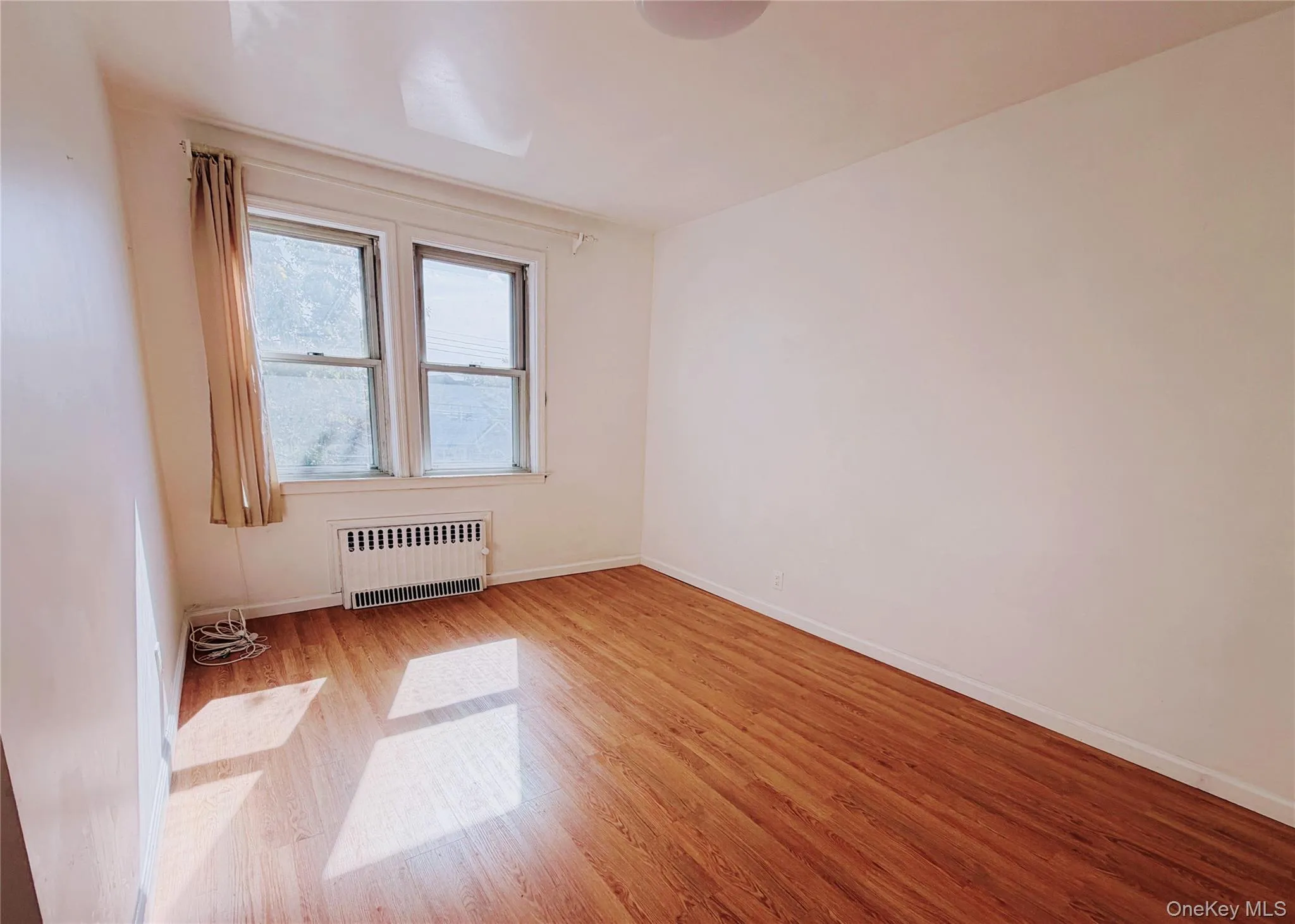 15145 20th Road, New York, NY, 3 Bedrooms Bedrooms, 7 Rooms Rooms,2 BathroomsBathrooms,Residential,For Rent,20th,0,1062192 15145 20th Road, New York, NY, 3 Bedrooms Bedrooms, 7 Rooms Rooms,2 BathroomsBathrooms,Residential,For Rent,20th,0,1062192