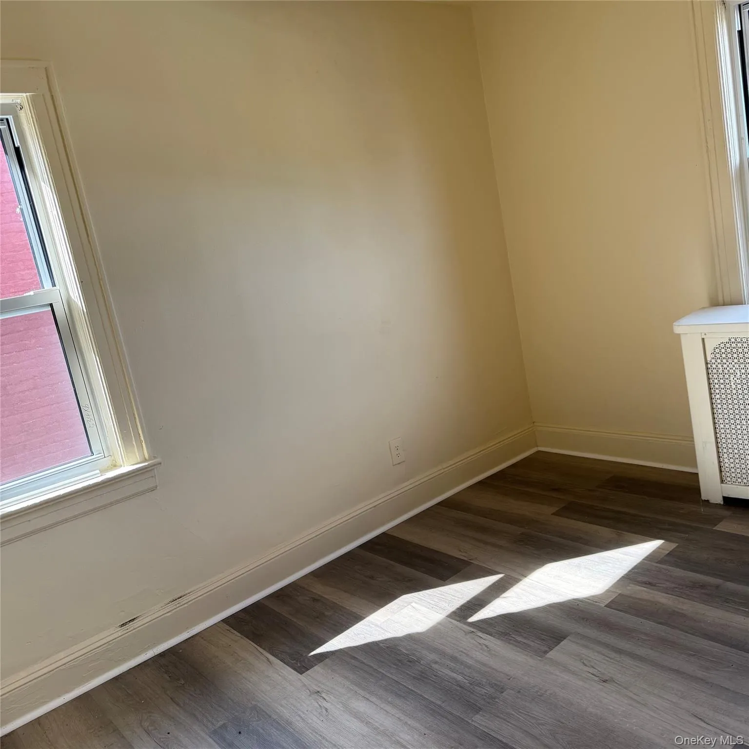 205-25 113th Avenue, New York, NY, 3 Bedroom Bedrooms, 4 Room Rooms,1 BathroomBathrooms,Residential Lease,For Rent,113th,0,1062195 205-25 113th Avenue, New York, NY, 3 Bedroom Bedrooms, 4 Room Rooms,1 BathroomBathrooms,Residential Lease,For Rent,113th,0,1062195
