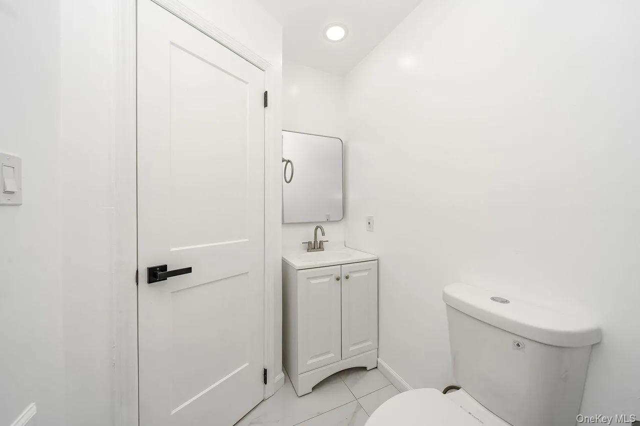 20 Ford Drive, Oyster Bay, NY, 5 Bedrooms Bedrooms, 13 Rooms Rooms,2 BathroomsBathrooms,Residential,For Rent,Ford,0,1062199 20 Ford Drive, Oyster Bay, NY, 5 Bedrooms Bedrooms, 13 Rooms Rooms,2 BathroomsBathrooms,Residential,For Rent,Ford,0,1062199