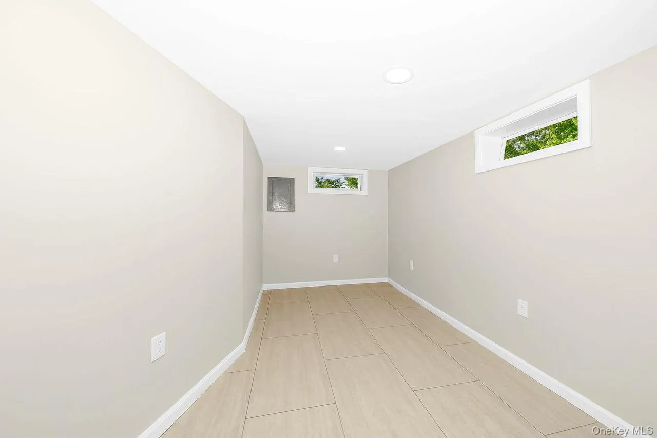 20 Ford Drive, Oyster Bay, NY, 5 Bedrooms Bedrooms, 13 Rooms Rooms,2 BathroomsBathrooms,Residential,For Rent,Ford,0,1062199 20 Ford Drive, Oyster Bay, NY, 5 Bedrooms Bedrooms, 13 Rooms Rooms,2 BathroomsBathrooms,Residential,For Rent,Ford,0,1062199