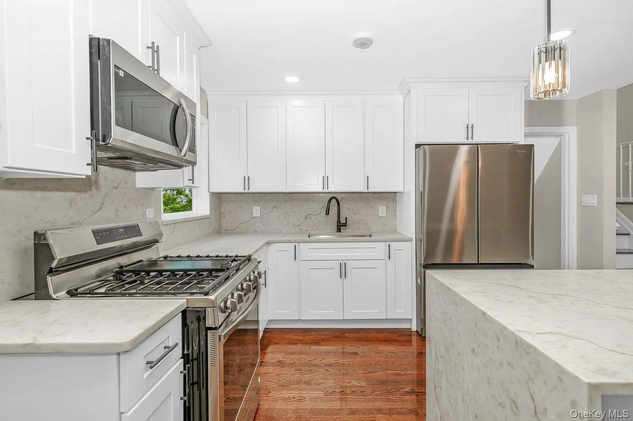 20 Ford Drive, Oyster Bay, NY, 5 Bedrooms Bedrooms, 13 Rooms Rooms,2 BathroomsBathrooms,Residential,For Rent,Ford,0,1062199 20 Ford Drive, Oyster Bay, NY, 5 Bedrooms Bedrooms, 13 Rooms Rooms,2 BathroomsBathrooms,Residential,For Rent,Ford,0,1062199