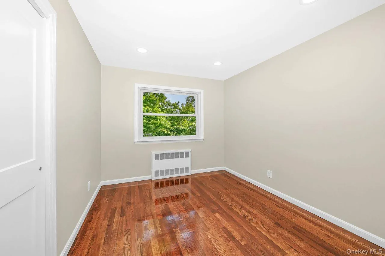20 Ford Drive, Oyster Bay, NY, 5 Bedrooms Bedrooms, 13 Rooms Rooms,2 BathroomsBathrooms,Residential,For Rent,Ford,0,1062199 20 Ford Drive, Oyster Bay, NY, 5 Bedrooms Bedrooms, 13 Rooms Rooms,2 BathroomsBathrooms,Residential,For Rent,Ford,0,1062199