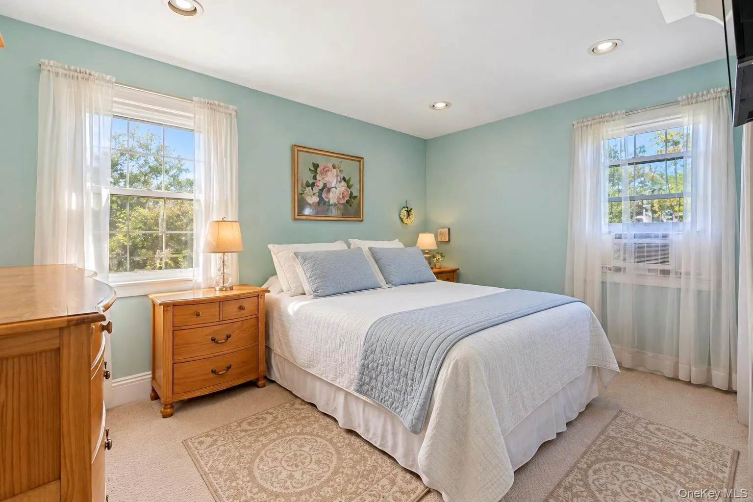48 Hart Avenue, Southampton, NY, 3 Bedrooms Bedrooms, 6 Rooms Rooms,1 BathroomBathrooms,Residential,For Rent,Hart,0,1062200 48 Hart Avenue, Southampton, NY, 3 Bedrooms Bedrooms, 6 Rooms Rooms,1 BathroomBathrooms,Residential,For Rent,Hart,0,1062200