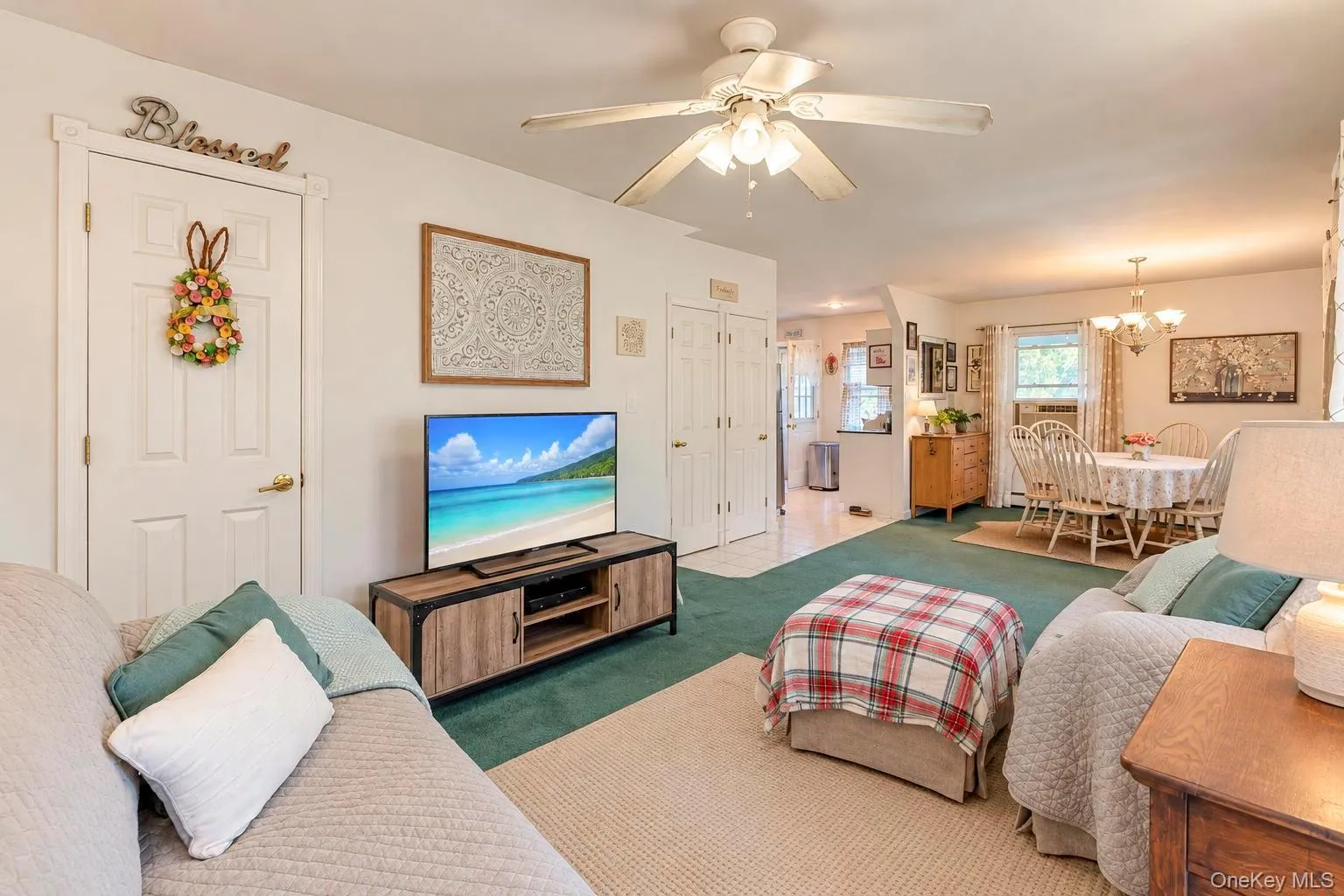 48 Hart Avenue, Southampton, NY, 3 Bedrooms Bedrooms, 6 Rooms Rooms,1 BathroomBathrooms,Residential,For Rent,Hart,0,1062200 48 Hart Avenue, Southampton, NY, 3 Bedrooms Bedrooms, 6 Rooms Rooms,1 BathroomBathrooms,Residential,For Rent,Hart,0,1062200