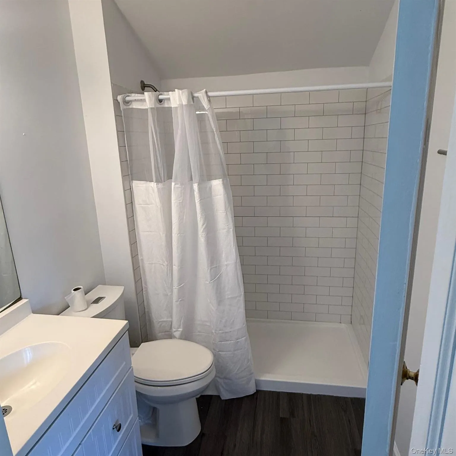 23 Ash Drive, Brookhaven, NY, 6 Bedrooms Bedrooms, 11 Rooms Rooms,3 BathroomsBathrooms,Residential,For Rent,Ash,0,1062201 23 Ash Drive, Brookhaven, NY, 6 Bedrooms Bedrooms, 11 Rooms Rooms,3 BathroomsBathrooms,Residential,For Rent,Ash,0,1062201