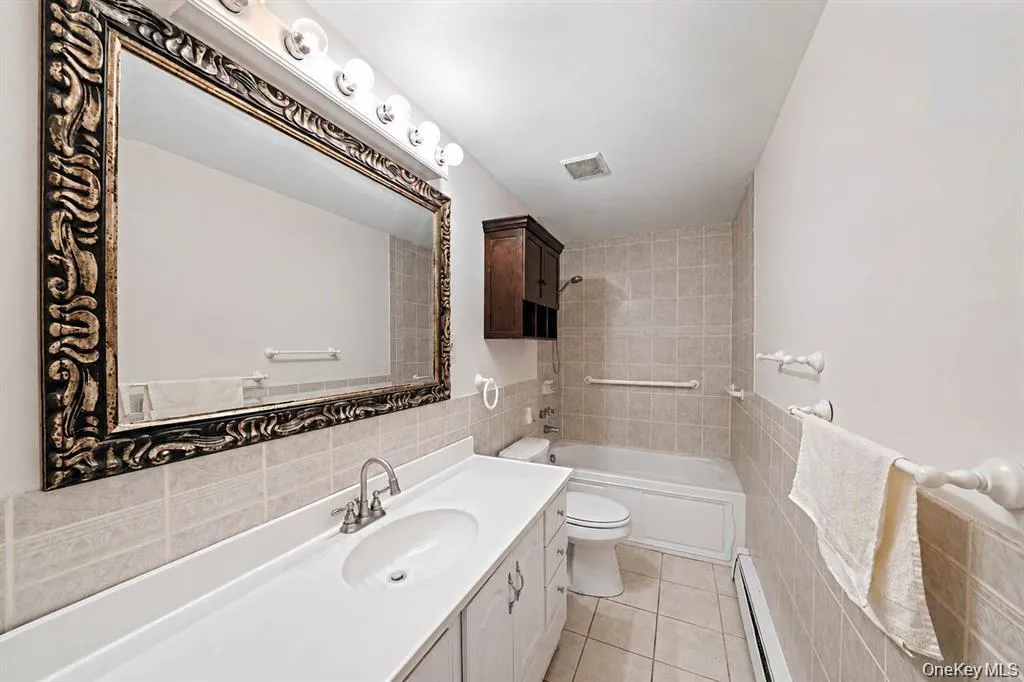 12 Beecher Street, Brookhaven, NY, 3 Bedrooms Bedrooms, 9 Rooms Rooms,2 BathroomsBathrooms,Residential,For Rent,Beecher,0,1062205 12 Beecher Street, Brookhaven, NY, 3 Bedrooms Bedrooms, 9 Rooms Rooms,2 BathroomsBathrooms,Residential,For Rent,Beecher,0,1062205