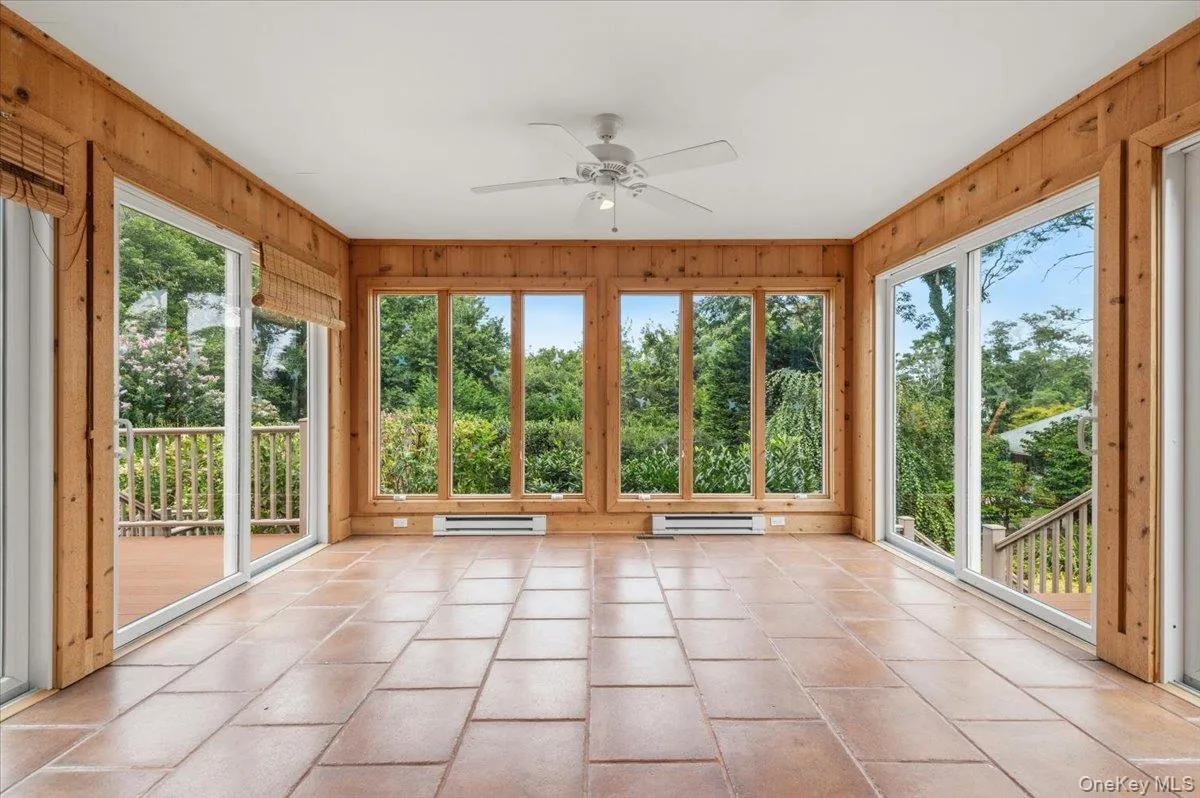 2785 Noyack Road, Southampton, New York 11963