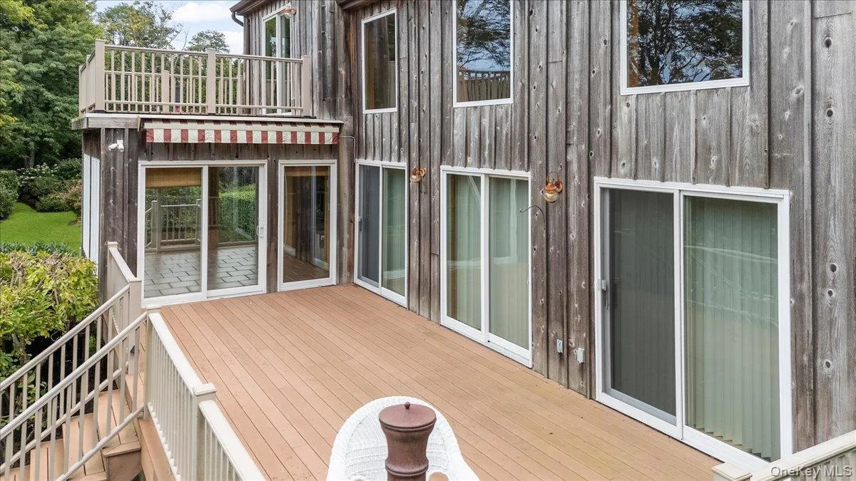 2785 Noyack Road, Southampton, New York 11963