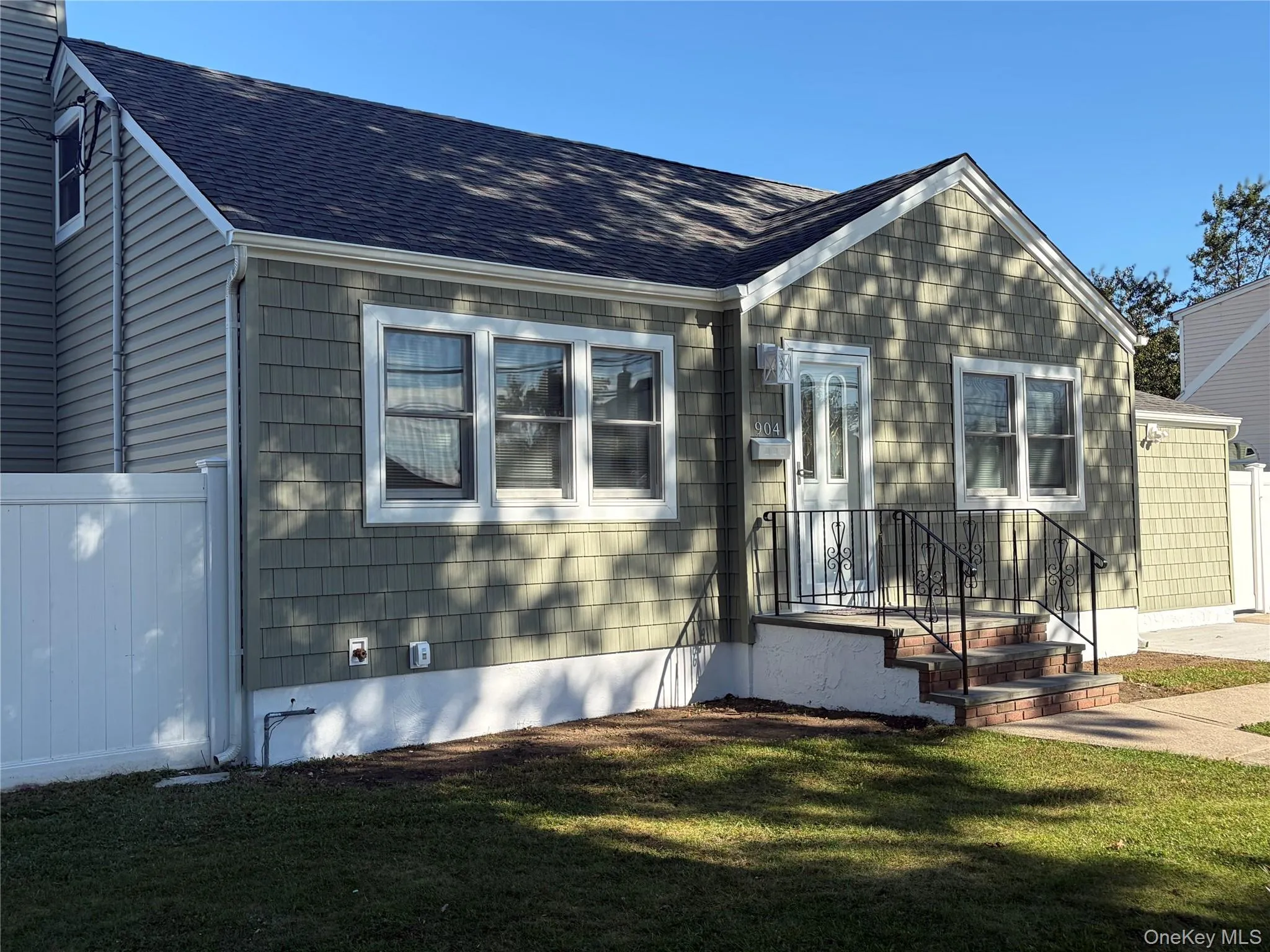 904 11th Street, West Babylon, NY, 5 Bedroom Bedrooms, 9 Room Rooms,2 BathroomBathrooms,Residential Lease,For Rent,11th,0,1062218 904 11th Street, West Babylon, NY, 5 Bedroom Bedrooms, 9 Room Rooms,2 BathroomBathrooms,Residential Lease,For Rent,11th,0,1062218
