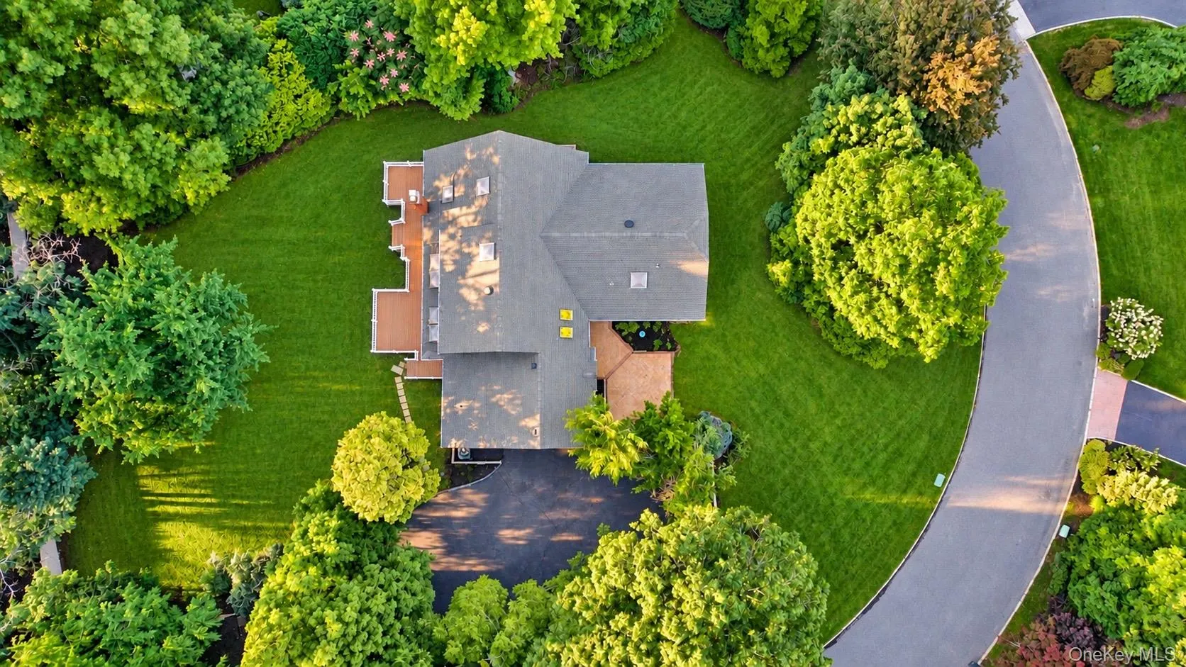 6 Cedarfield Terrace, Smithtown, NY, 5 Bedrooms Bedrooms, 12 Rooms Rooms,4 BathroomsBathrooms,Residential,For Rent,Cedarfield,0,1062232 6 Cedarfield Terrace, Smithtown, NY, 5 Bedrooms Bedrooms, 12 Rooms Rooms,4 BathroomsBathrooms,Residential,For Rent,Cedarfield,0,1062232