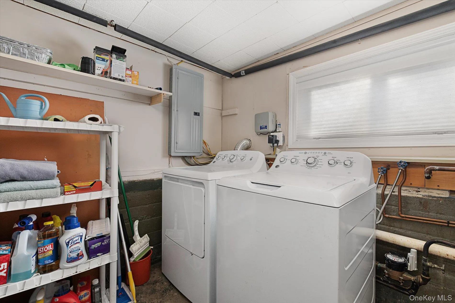991 Gardiner Drive, Islip, NY, 3 Bedrooms Bedrooms, 7 Rooms Rooms,1 BathroomBathrooms,Residential,For Rent,Gardiner,0,1062234 991 Gardiner Drive, Islip, NY, 3 Bedrooms Bedrooms, 7 Rooms Rooms,1 BathroomBathrooms,Residential,For Rent,Gardiner,0,1062234